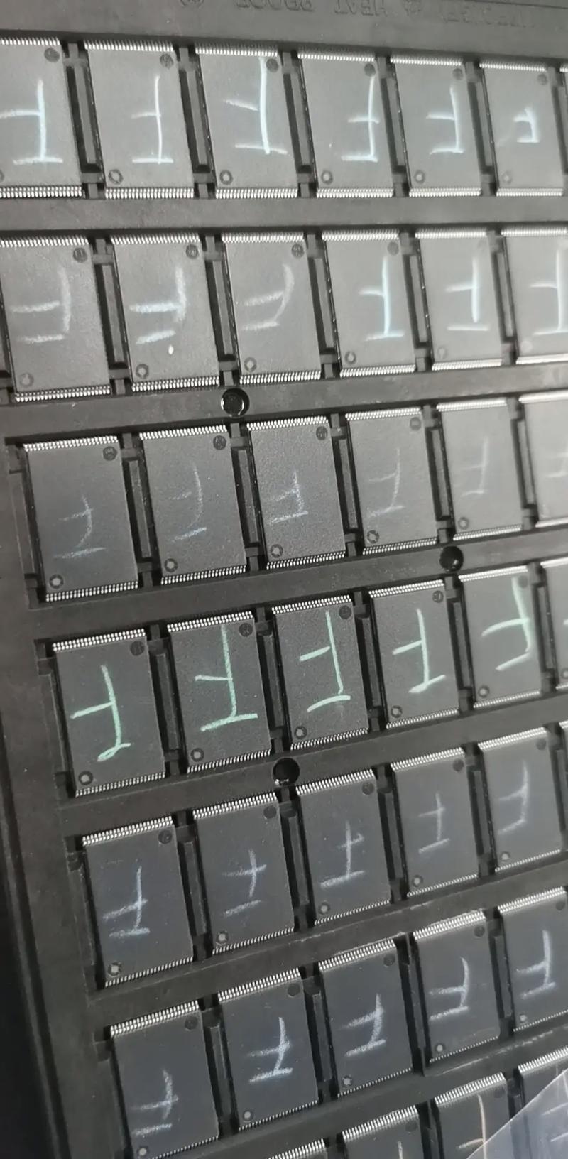 闪存半导体ic资源回收!@#电子产品 #集成电路 #闪存芯片
